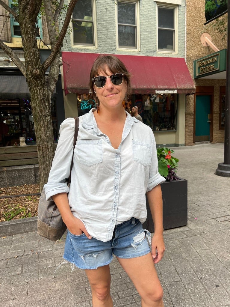 Probably some street musicians and artists.  Brittany, Houston, TX