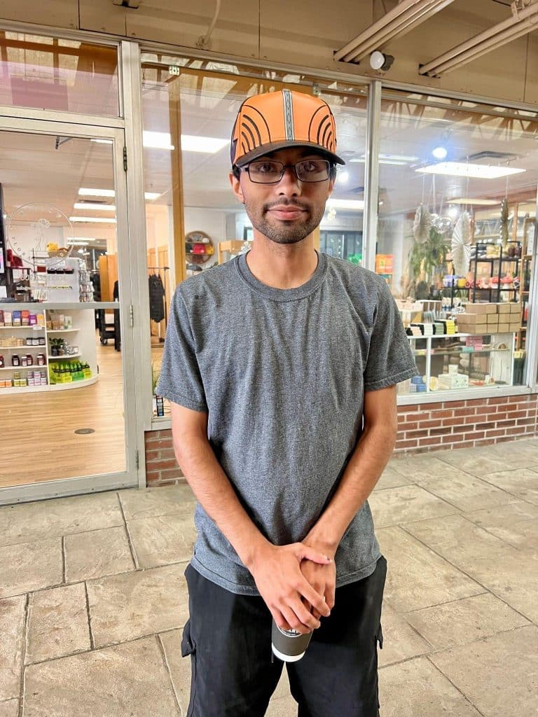 Busy. 
Angel, Ithaca 
